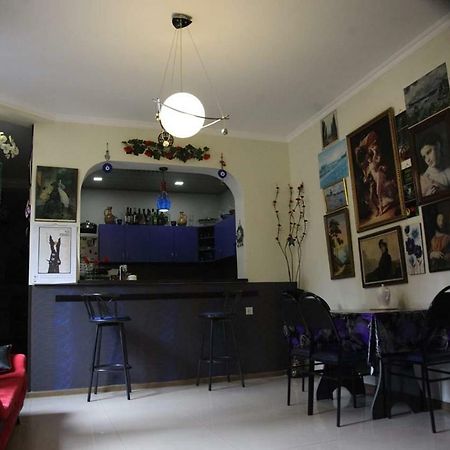 Guesthouse Different Тбілісі Екстер'єр фото